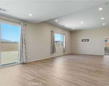 13925 Mesa View - Photo Thumbnail 15