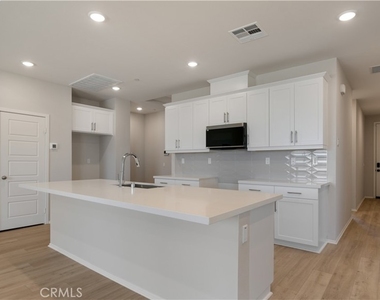 13925 Mesa View - Photo Thumbnail 5