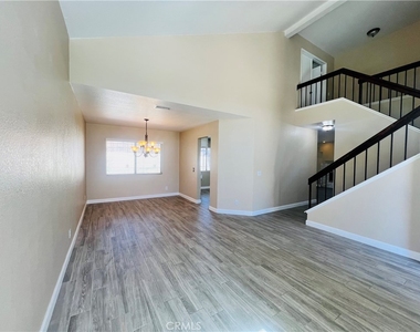 13278 Cardinal Road - Photo Thumbnail 2