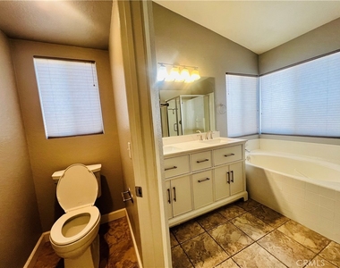 13278 Cardinal Road - Photo Thumbnail 21