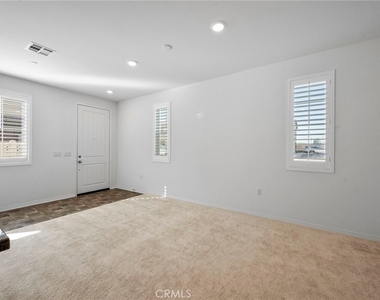 34495 Agave Drive - Photo Thumbnail 10