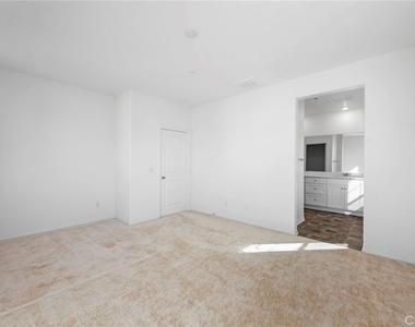 34495 Agave Drive - Photo Thumbnail 18