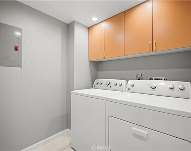 343 Pioneer Drive - Photo Thumbnail 28