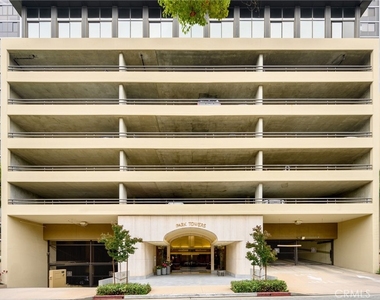 343 Pioneer Drive - Photo Thumbnail 1