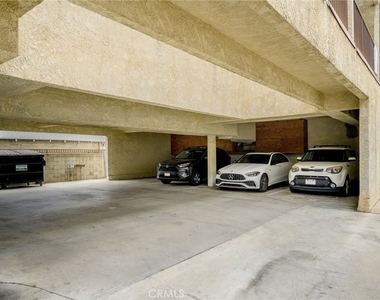 330 Pioneer Drive - Photo Thumbnail 19