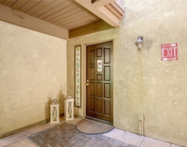 236 N Louise Street - Photo Thumbnail 2