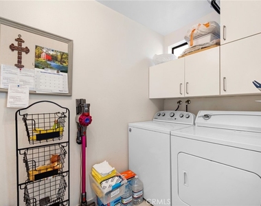 236 N Louise Street - Photo Thumbnail 14