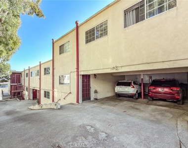 810 E Grand Ave - Photo Thumbnail 23