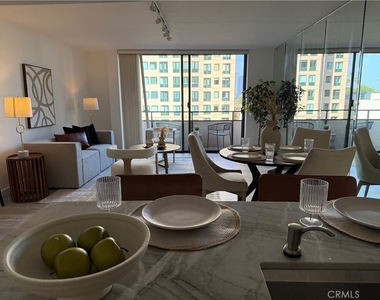 10535 Wilshire - Photo Thumbnail 5