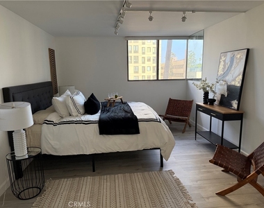 10535 Wilshire - Photo Thumbnail 9