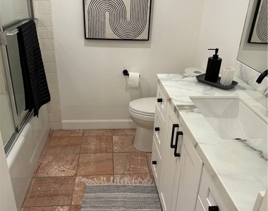 10535 Wilshire - Photo Thumbnail 10