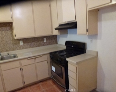1211 S Palmetto Avenue - Photo Thumbnail 8