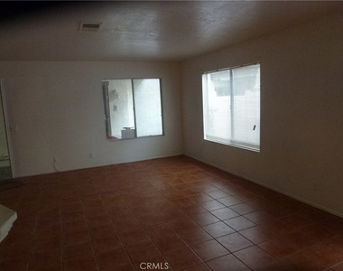 1211 S Palmetto Avenue - Photo Thumbnail 5