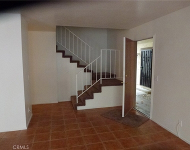 1211 S Palmetto Avenue - Photo Thumbnail 10