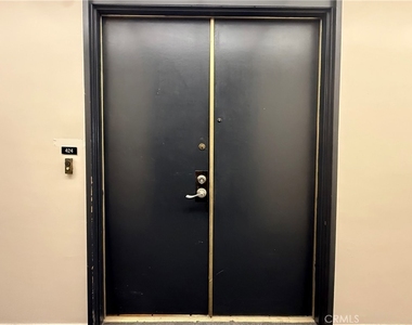 1301 S Atlantic Boulevard - Photo Thumbnail 3