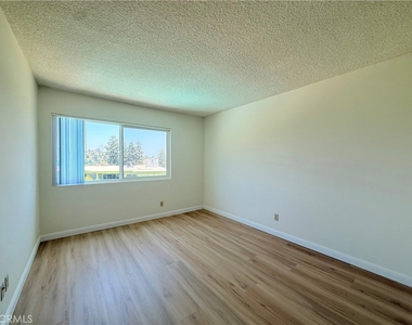 1301 S Atlantic Boulevard - Photo Thumbnail 27