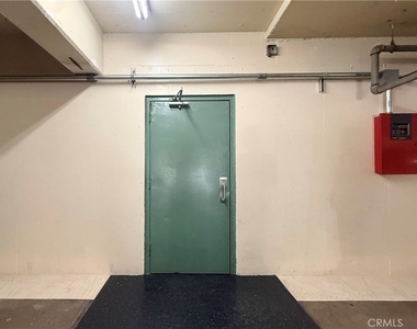 1301 S Atlantic Boulevard - Photo Thumbnail 1