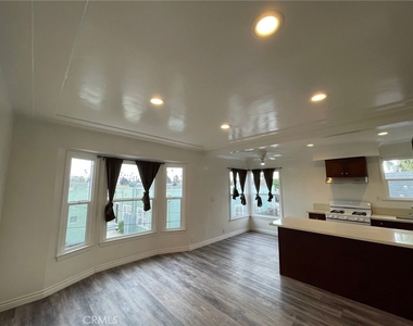 3968 Arlington Avenue - Photo Thumbnail 14