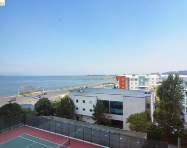 6363 Christie Ave - Photo Thumbnail 9