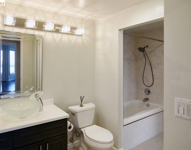 6363 Christie Ave - Photo Thumbnail 5