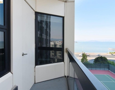 6363 Christie Ave - Photo Thumbnail 8