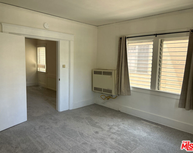 1042 2nd Street - Photo Thumbnail 13
