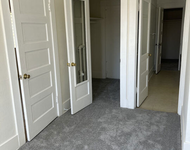 1042 2nd Street - Photo Thumbnail 7