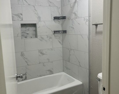 10540 Balboa Boulevard - Photo Thumbnail 11