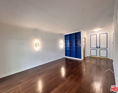 1131 Alta Loma Road - Photo Thumbnail 1