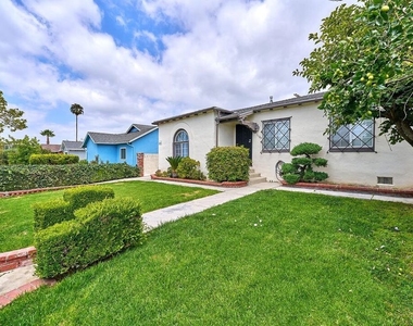 1120 S Plymouth Boulevard - Photo Thumbnail 1