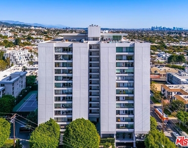 1100 Alta Loma - Photo Thumbnail 39