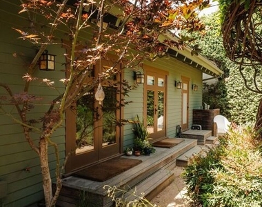 1951 Canyon Drive - Photo Thumbnail 24