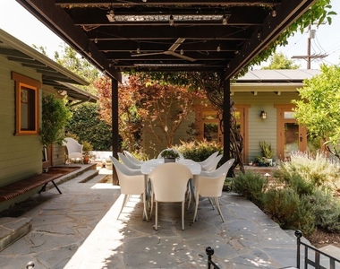 1951 Canyon Drive - Photo Thumbnail 23