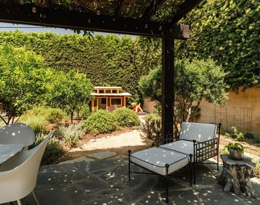 1951 Canyon Drive - Photo Thumbnail 31