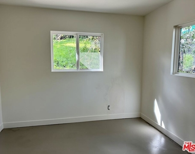 3417 Chadwick Drive - Photo Thumbnail 8