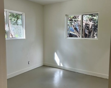 3417 Chadwick Drive - Photo Thumbnail 9