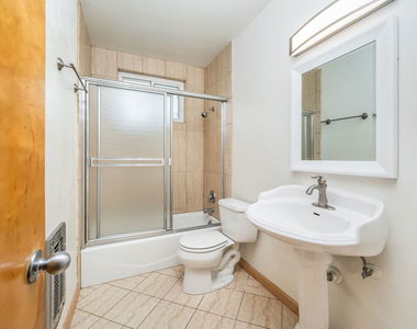 1937 S Shenandoah Street - Photo Thumbnail 7