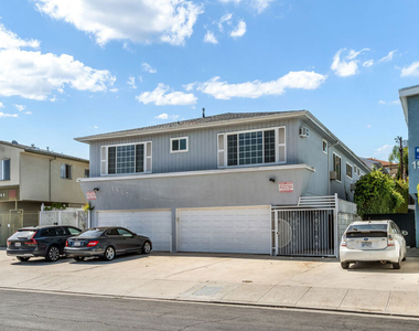 1937 S Shenandoah Street - Photo Thumbnail 11