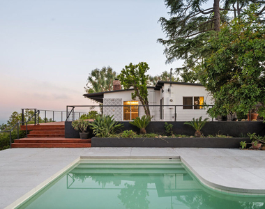 2065 Kew Drive - Photo Thumbnail 21