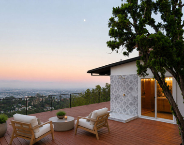 2065 Kew Drive - Photo Thumbnail 1
