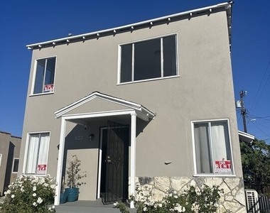 1613 Exposition Boulevard - Photo Thumbnail 7