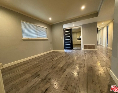 13047 Macneil Street - Photo Thumbnail 2