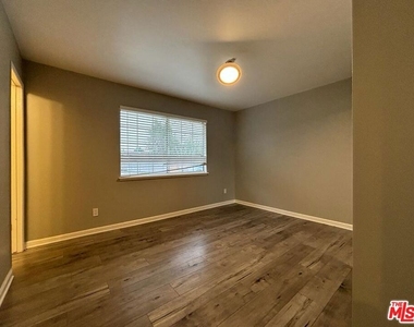 13047 Macneil Street - Photo Thumbnail 18