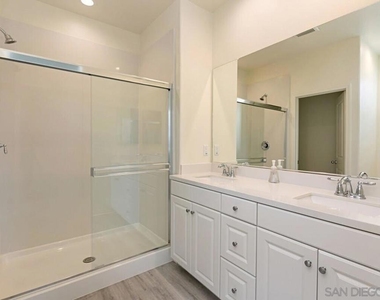 501 Turnstone Ln - Photo Thumbnail 6