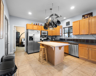 30932 Osceola Place - Photo Thumbnail 8