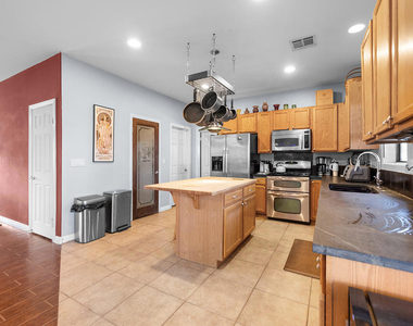 30932 Osceola Place - Photo Thumbnail 10