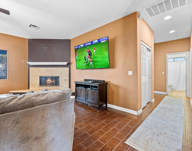 30932 Osceola Place - Photo Thumbnail 12