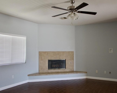 30932 Osceola Place - Photo Thumbnail 7