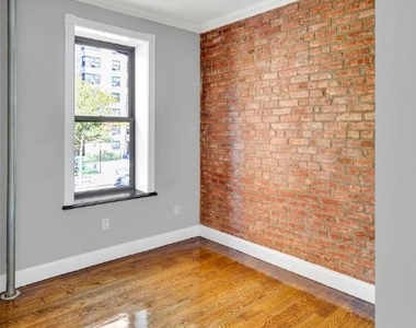 East 106th Street - Photo Thumbnail 8
