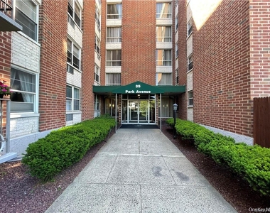 35 Park Avenue - Photo Thumbnail 2